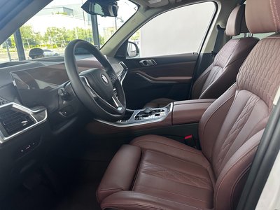 2025 BMW X5 — миниатюра 15