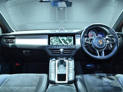 2021 Porsche MACAN — миниатюра 21