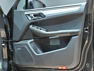 2021 Porsche MACAN — миниатюра 54
