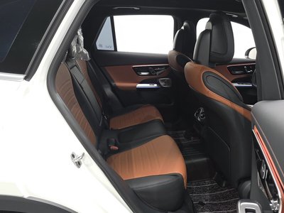 صورة مصغرة 17 لـ 2025 Mercedes-BENZ GLC