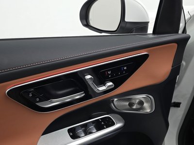 صورة مصغرة 34 لـ 2025 Mercedes-BENZ GLC
