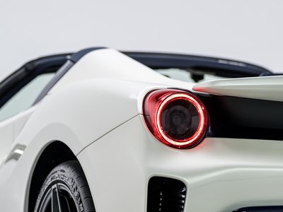 صورة مصغرة 24 لـ 2021 Ferrari 488 PISTA SPIDER