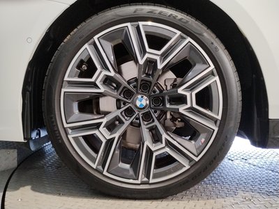 2024 BMW 5 SERIES TOURING 缩略图 75