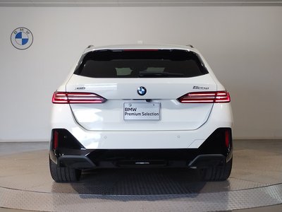 2024 BMW 5 SERIES TOURING 照片 9