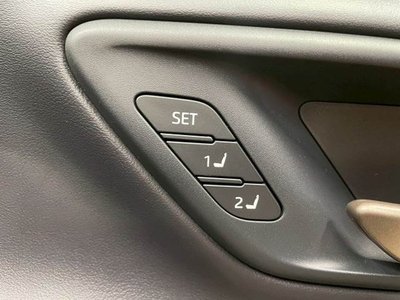 TOYOTA CROWN SPORT - 10