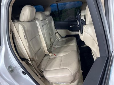 TOYOTA LAND CRUISER 300 - 9