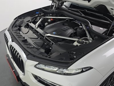 2025 BMW X7 photo 7