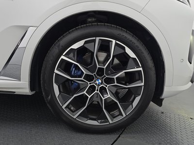 2025 BMW X7 photo 6