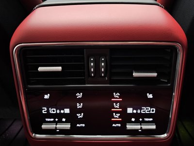صورة مصغرة 33 لـ 2023 Porsche CAYENNE