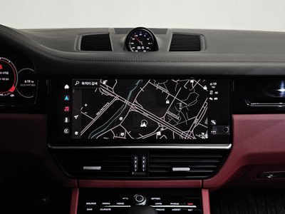 صورة مصغرة 18 لـ 2023 Porsche CAYENNE