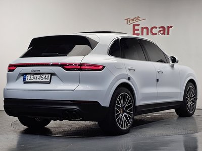 صورة 3 لـ 2023 Porsche CAYENNE