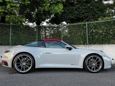 صورة 7 لـ 2022 Porsche 911