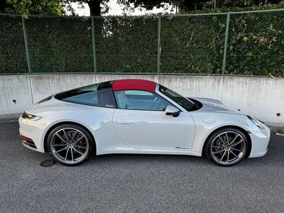 صورة 6 لـ 2022 Porsche 911