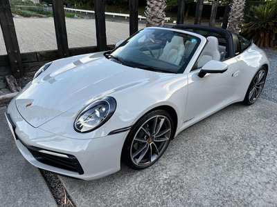 صورة 10 لـ 2022 Porsche 911