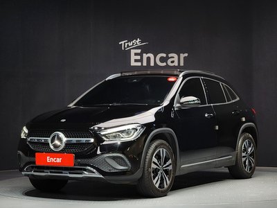 MERCEDES-BENZ GLA - 1
