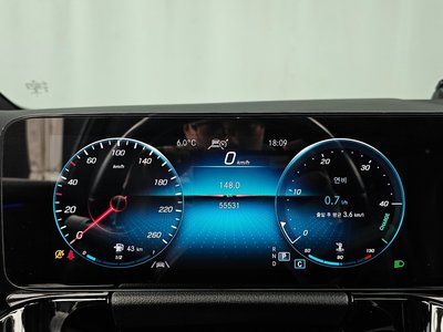 MERCEDES-BENZ GLA - 8