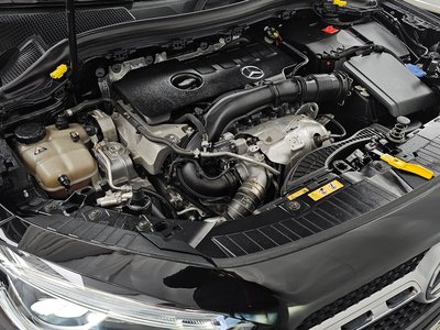 MERCEDES-BENZ GLA - 7