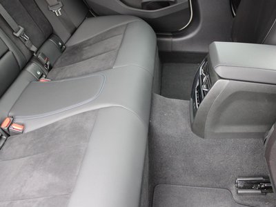 2024 BMW 3 SERIES — миниатюра 121