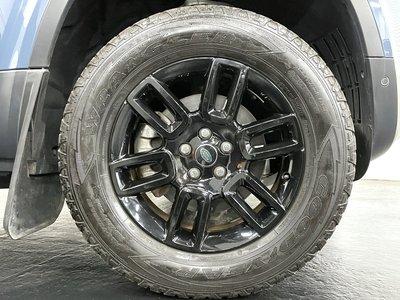 LAND ROVER DEFENDER - 5