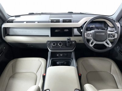 LAND ROVER DEFENDER - 6