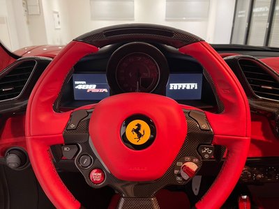 FERRARI 488 PISTA - 8