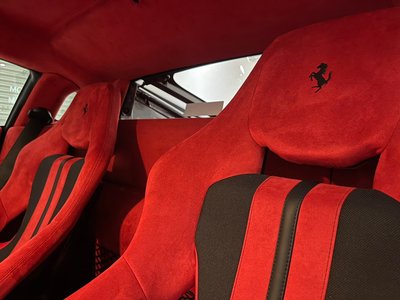 FERRARI 488 PISTA - 10