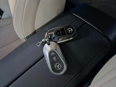 2025 Mercedes-BENZ E-CLASS — миниатюра 15