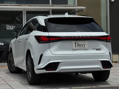 صورة 8 لـ 2024 Lexus RX