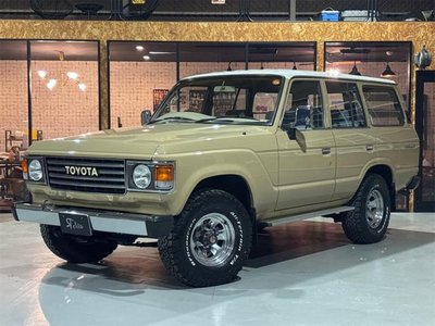 TOYOTA LAND CRUISER 60
