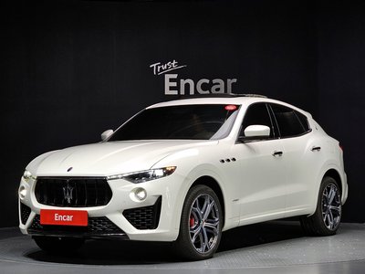 2019 Maserati LEVANTE — фото 1