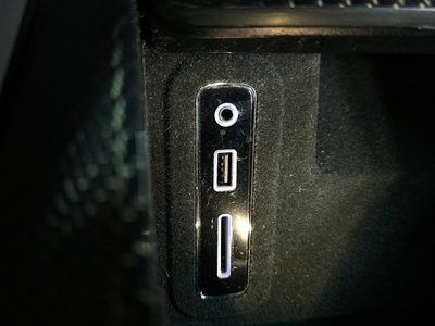 2019 Maserati LEVANTE — миниатюра 35