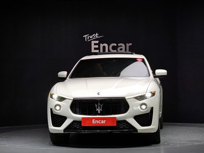 2019 Maserati LEVANTE — фото 2