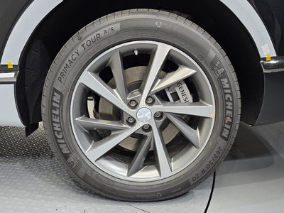 GENESIS GV80 - 8