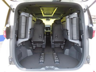 2026 TOYOTA ALPHARD 缩略图 32