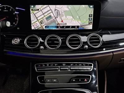 2021 Mercedes-BENZ E-CLASS 缩略图 18