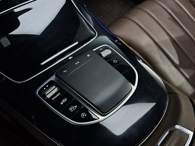 2021 Mercedes-BENZ E-CLASS 缩略图 32