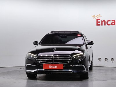 2021 Mercedes-BENZ E-CLASS — фото 2