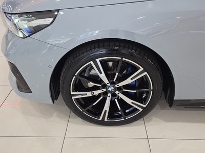 صورة 6 لـ 2025 BMW 5 SERIES