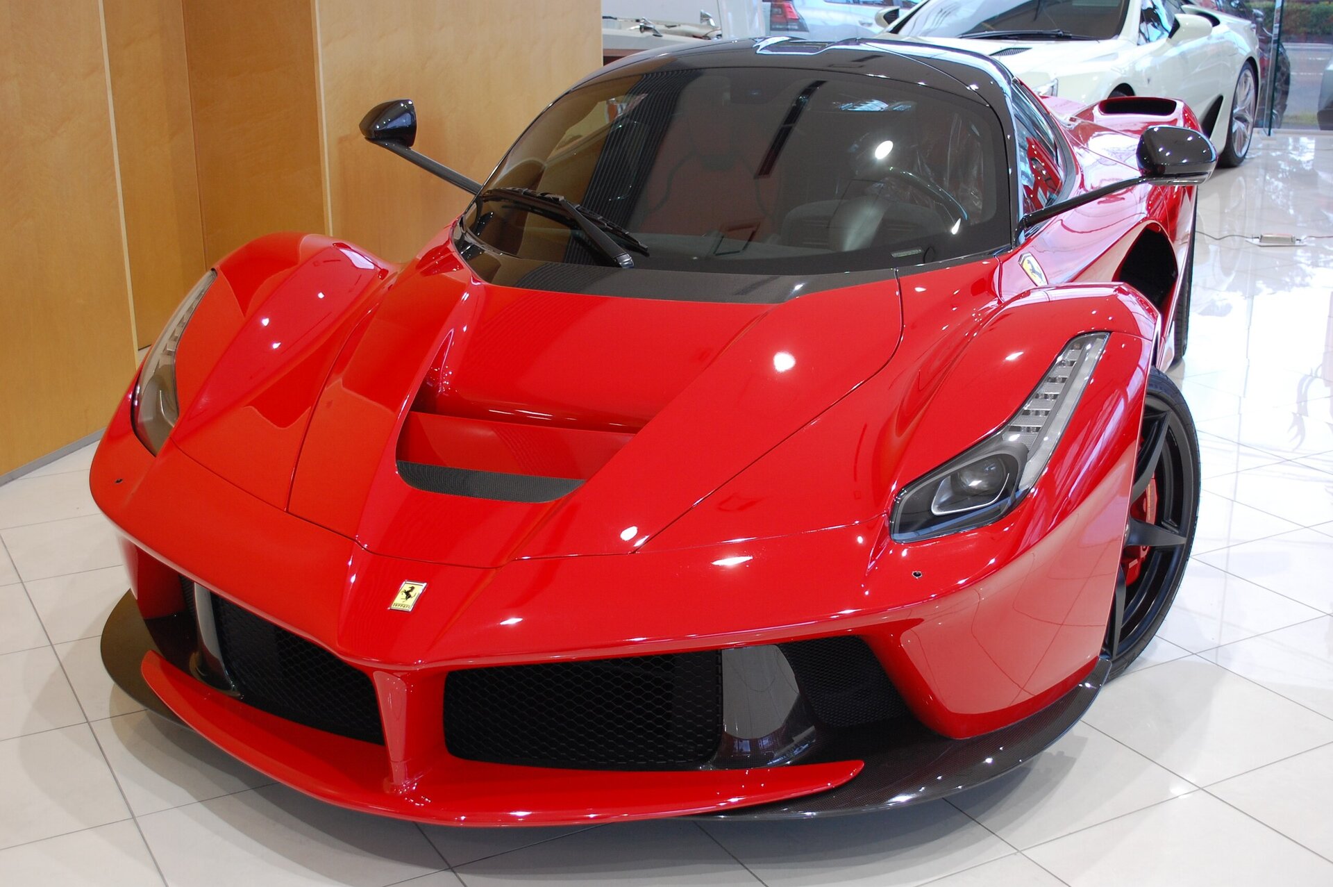 FERRARI LAFERRARI - View 1