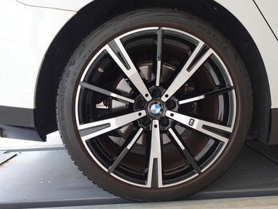 صورة مصغرة 57 لـ 2023 BMW 5 SERIES