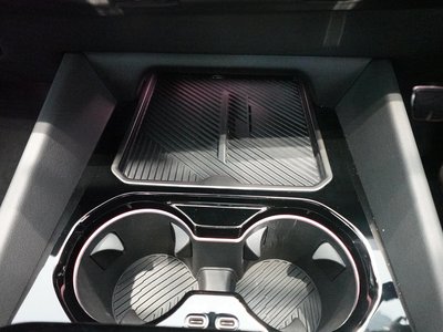 صورة مصغرة 38 لـ 2023 BMW 5 SERIES