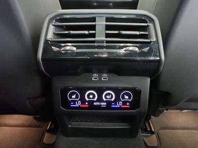 صورة مصغرة 44 لـ 2023 BMW 5 SERIES