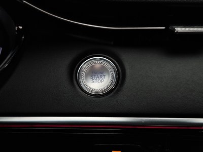 2023 Genesis GV70 — миниатюра 29