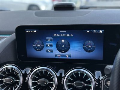 MERCEDES-BENZ GLA - 5