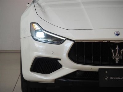 صورة 10 لـ 2020 Maserati GHIBLI