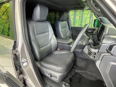 TOYOTA LAND CRUISER 250 - 7