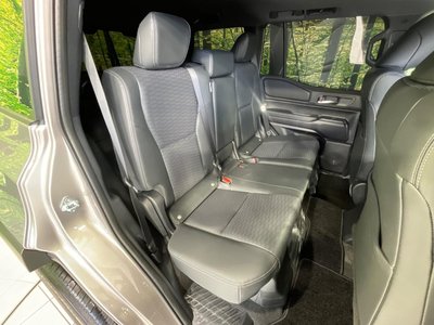 TOYOTA LAND CRUISER 250 - 8