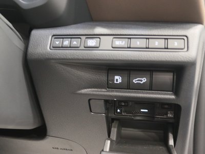 صورة مصغرة 21 لـ 2025 Lexus LBX