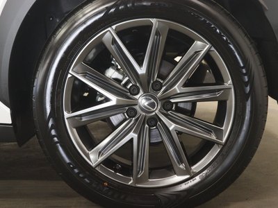 صورة مصغرة 42 لـ 2025 Lexus LBX