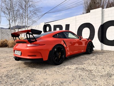 PORSCHE 911 - 4